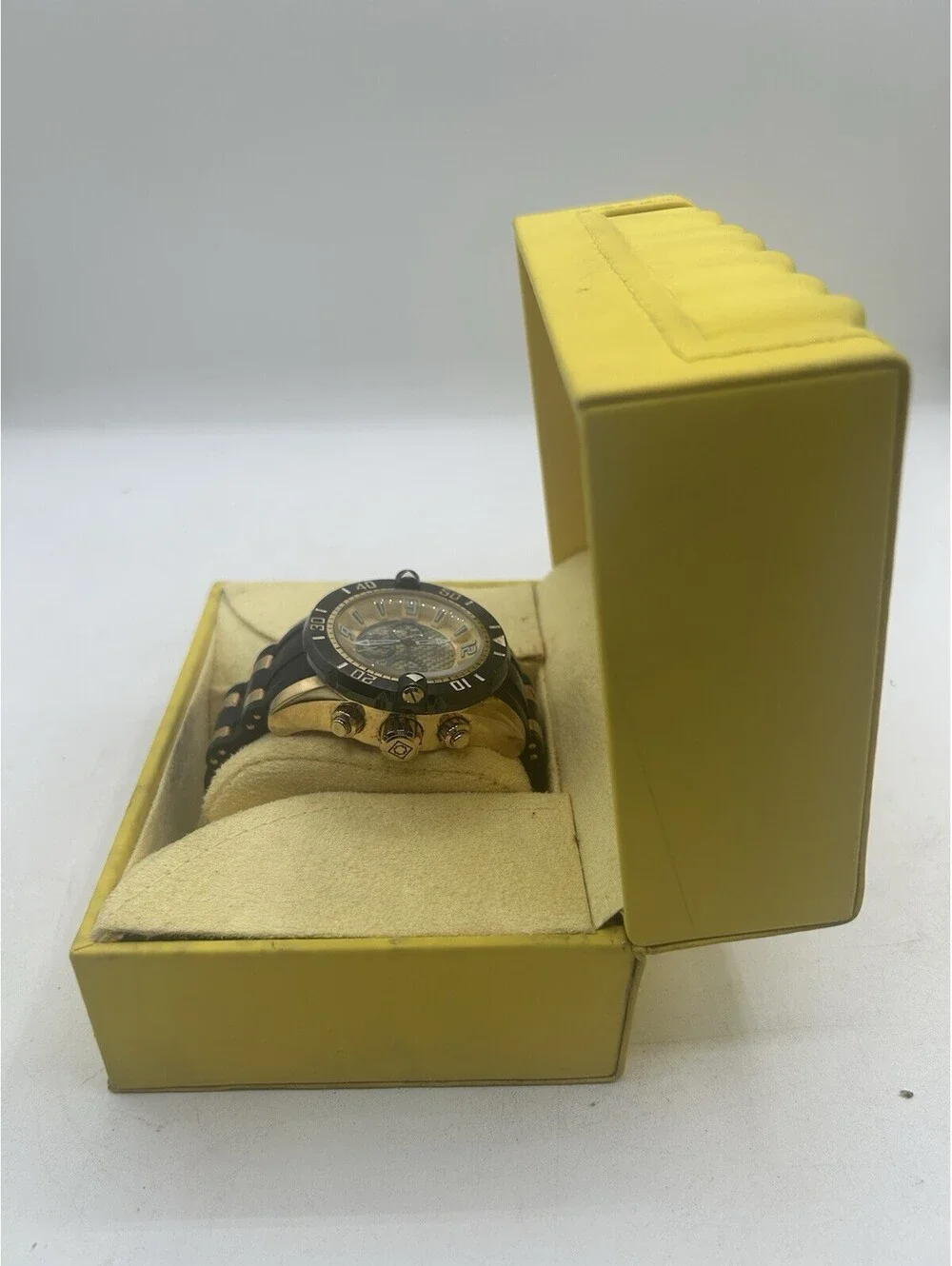 Invicta Pro Diver Model 23705